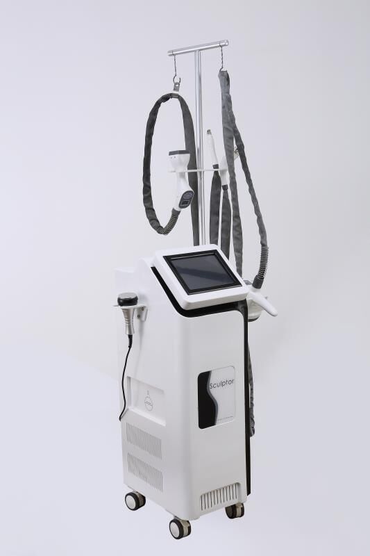 Cavitation+Vacuum+RF+Laser+Roller-System, das Schönheits-Ausrüstung CER abnimmt